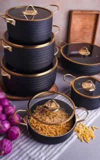 سرویس قابلمه ۲۱ پارچه دسته طلایی  (آکبند)