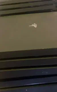 خریدار و فروش ps4 پلی استیشن 4 در همه جایی