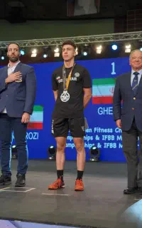 مربی باشگاه ورزشی