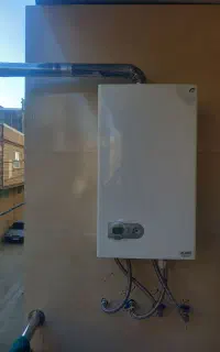 تعمیرات فوری پکیج آبگرمکن بخاری گاز(سریع مطمئن)