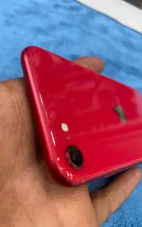 آیفون se2020 iPhone
