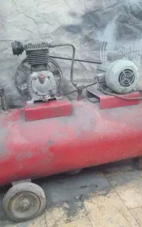 پمپ باد ۲۵۰ لیتری
