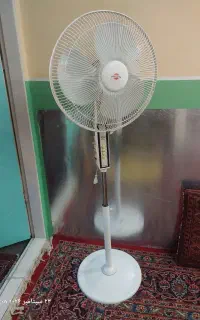 پنکه ایستاده