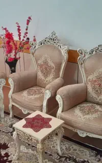 مبل ۹ نفره همراه میز عسلی