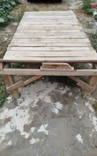تخت دست ساز محکم برای  حیاط خانه یا مغازه