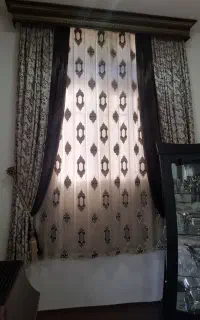پرده با کتیبه وزیر پرده