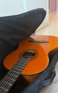 گیتار یاماهاc70