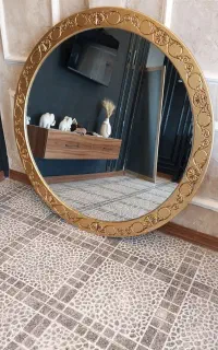 آینه گرد آرایشگاه