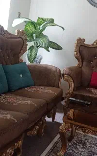 مبل سلطنتی ..کار کرده