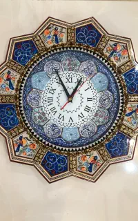 ساعت دیواری میناکاری شده