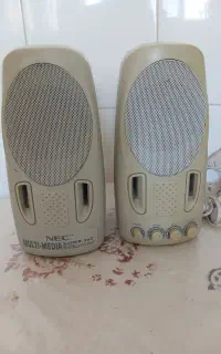 یه جفت اسپیکر طوسی رنگ ژاپنی اصل قدیمی سالم