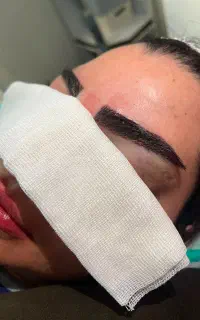 آموزش تخصصی کاشت ابرو با مدرک