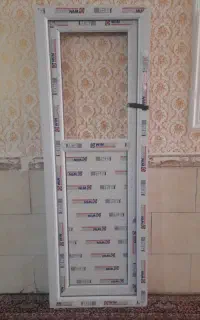 درب UPVC نو (۷۰ در ۲۰۰) - مناسب سرویس و حمام