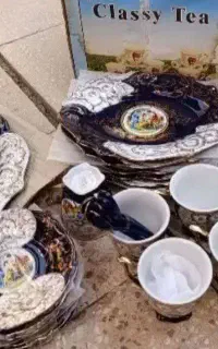 ظروف گل برجسته