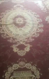 فرش زرشکی ۴میلیون و۲۰۰