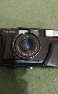 دوربین قدیمی یاشیکا