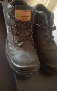 کفش کار