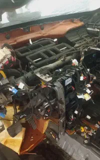 کلینیک تخصصی برق خودرو