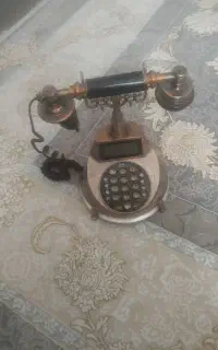 تلفن رومیزی