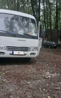 مینی بوس ایسوز