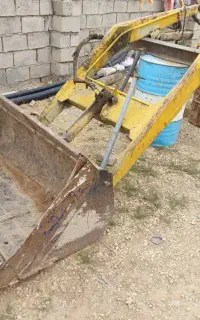 بیل تراکتور سنو پارس