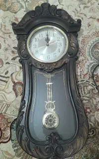 ساعت دیواری
