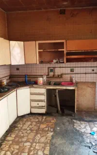 کابینت فلزی قدیمی