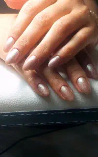 کاشت ناخن