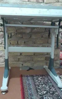 میز تحریر چراغ دار