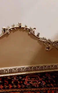 کتیبه و چوب پرده