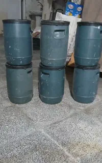 دبه ۸ لیتری ۶ عدد۳۰۰ تومان