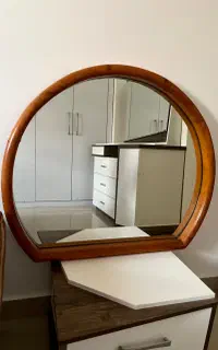 آینه رو میزی دور چوب
