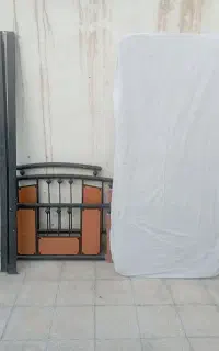 تخت وتشک