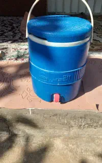 دو عدد بخاری و یک کلمن اب