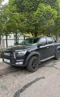 Kmc t8