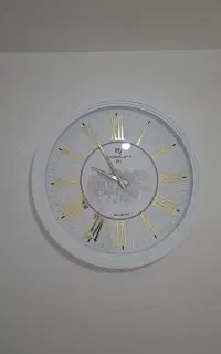 ساعت دیواری