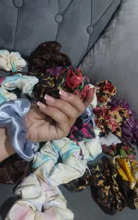 کش مو اسکرانچی کار دست