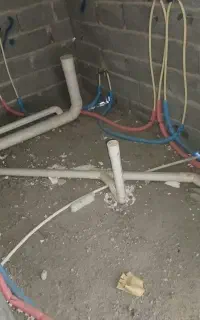 لوله کشی آب و فاضلاب و پکیج