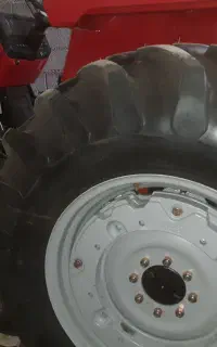تراکتور ۸۰۰