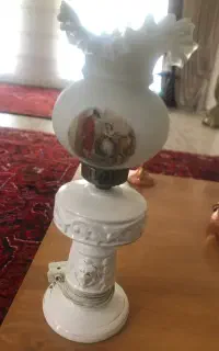 یک جفت چراغ قدیمی