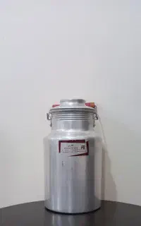 دبه روغن روحی درب پیچی ۵ لیتری