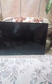 تلوزیون هایسنس ۳۲ اینج در حد نو هست