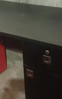 میز تحریر MDF در حد نو