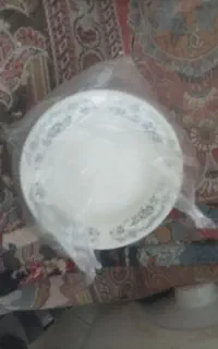 پنج عدد بشقاب