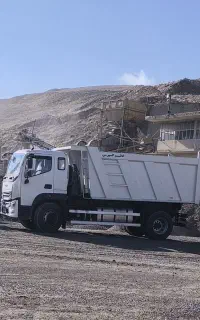 حمل مصالح ساختمانی و محصولات کشاورزی با تک کمپرسی