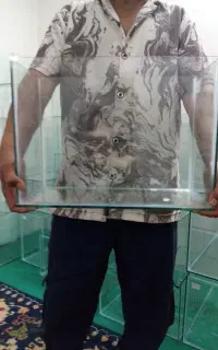 اکواریم بزرگ و کوچک