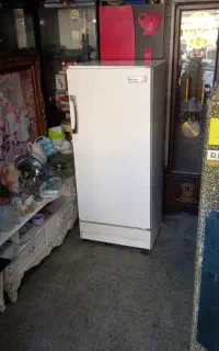 یخچال کوچک ۸ فوت خارجی