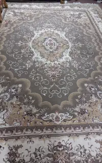 فرش ۱۲ متره ۱۰ میلیون و فرش آشپزخانه ۵ میلیون