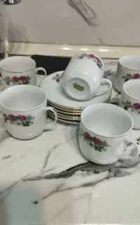 فنجون نعلبکی گل سرخی