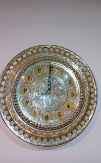 ساعت دیواری